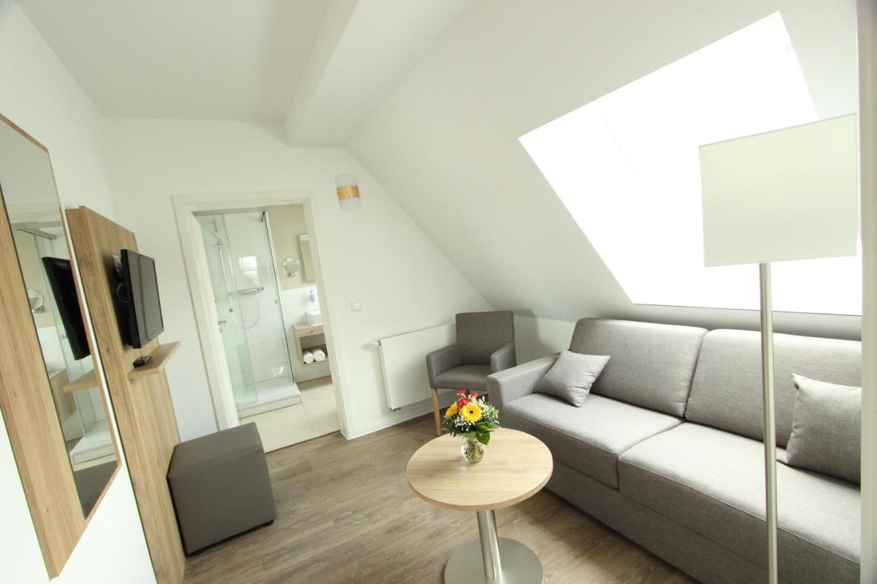 Hotel Adler Bad Friedrichshall Bagian luar foto