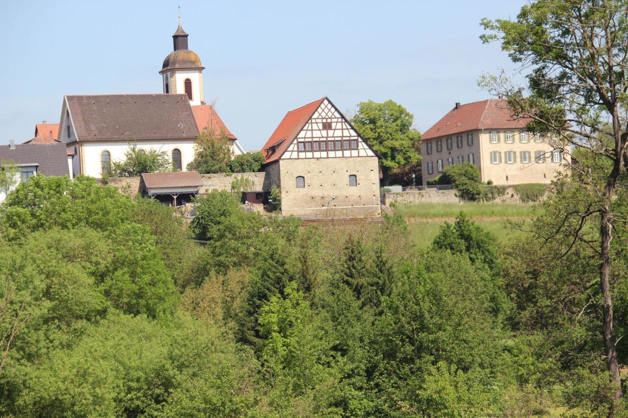 Hotel Adler Bad Friedrichshall Bagian luar foto