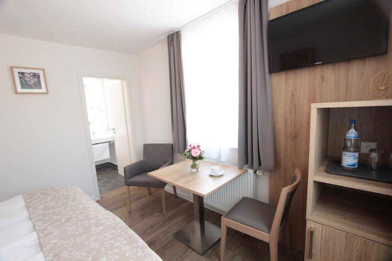 Hotel Adler Bad Friedrichshall Bagian luar foto