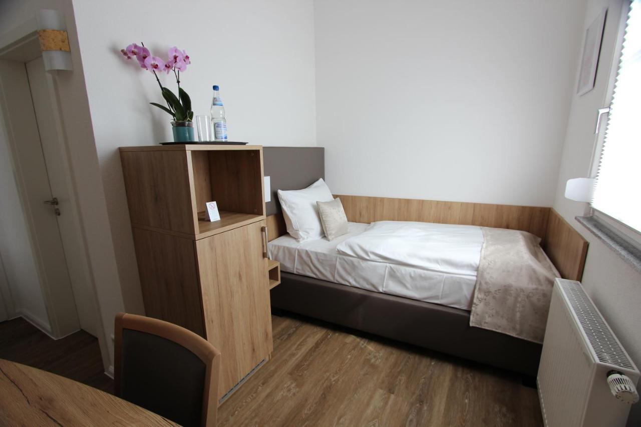 Hotel Adler Bad Friedrichshall Bagian luar foto