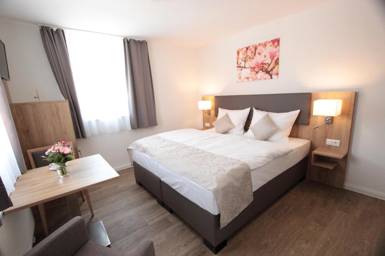 Hotel Adler Bad Friedrichshall Bagian luar foto