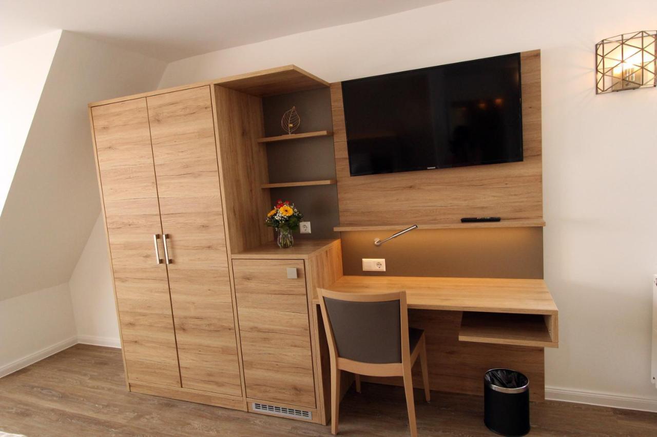 Hotel Adler Bad Friedrichshall Bagian luar foto
