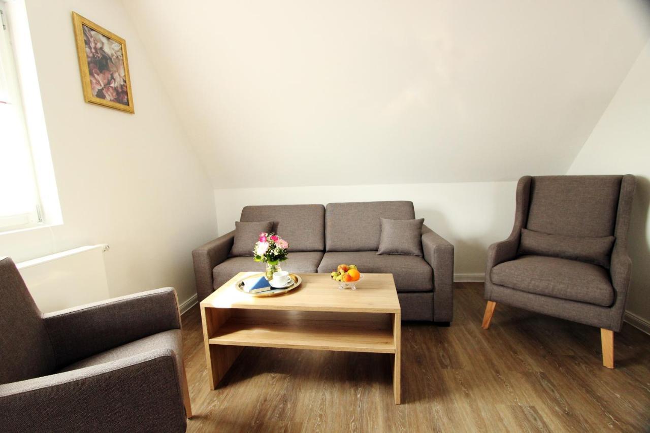 Hotel Adler Bad Friedrichshall Bagian luar foto
